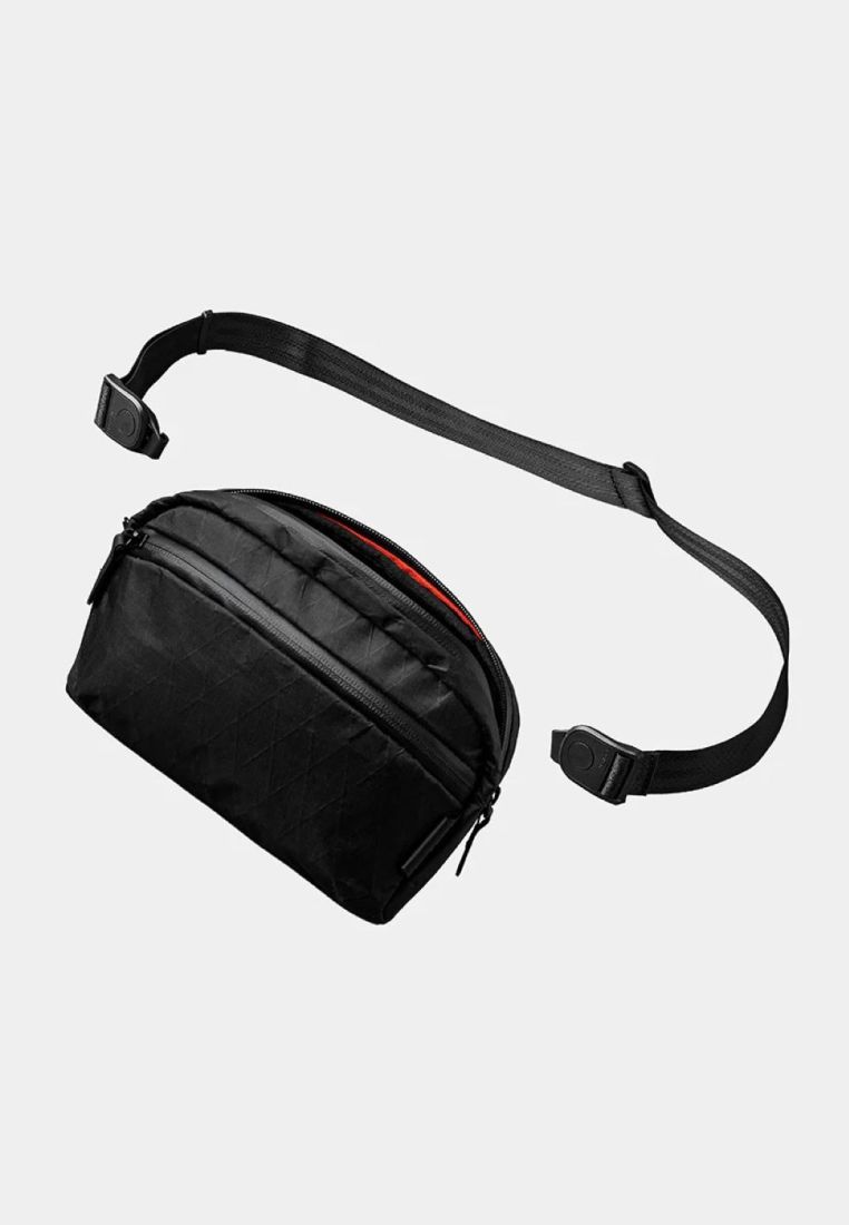 ALPAKA Flight Sling 1L Ultradyne 100D (Black)