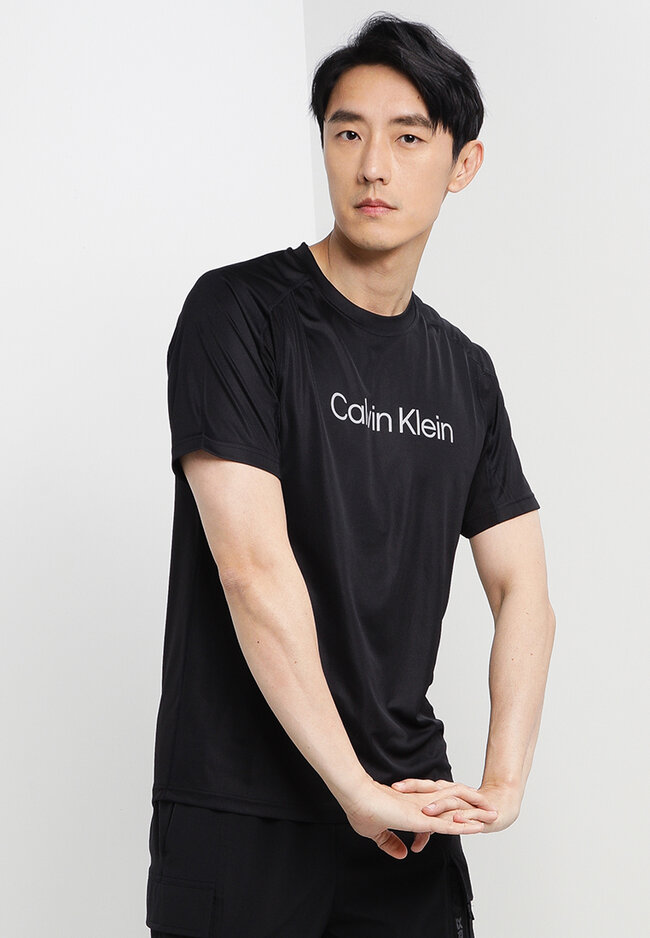 Calvin Klein Logo Printed Short Sleeve T-Shirt Black, 57% OFF