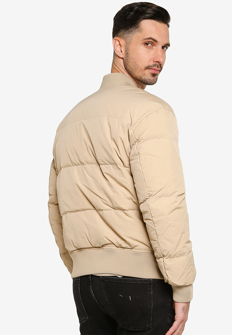 Buy Winter Jackets For Men Online on 