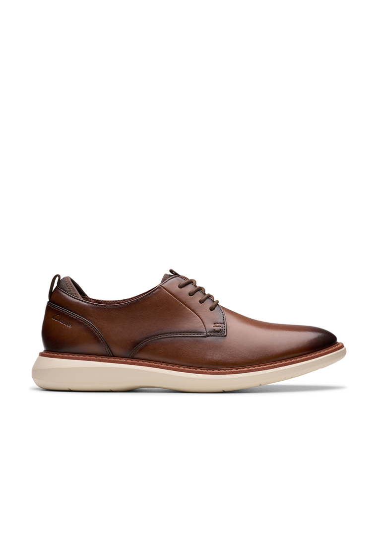 Clarks Mens Brantin Plain Derby Shoes Dark Tan Lea - Wide Fit