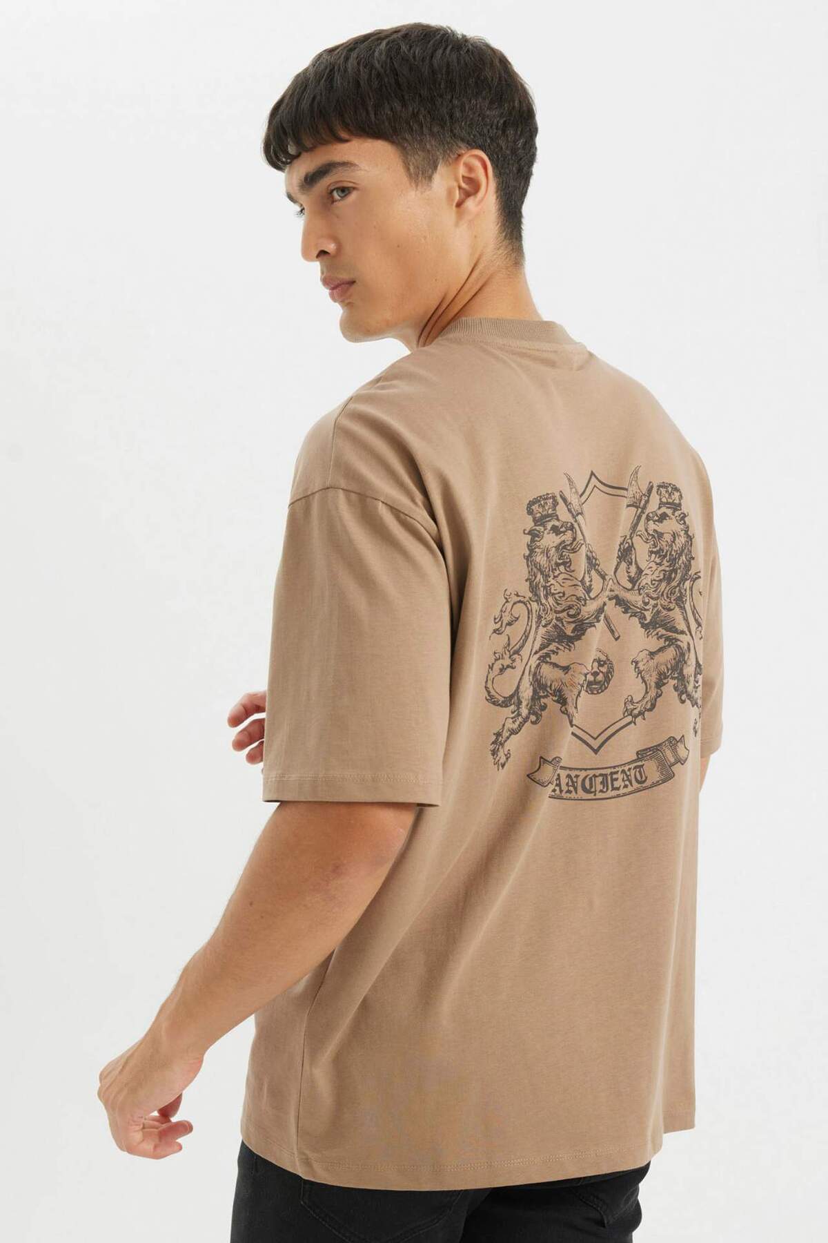 DeFacto 100% Cotton Oversize Wide Fit Crew Neck Back Printed Short Sleeve T-Shirt D4910Ax24Au