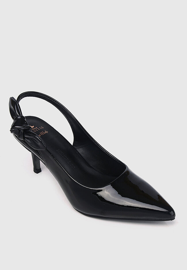 court shoe with bow