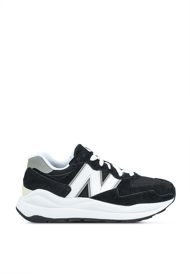 womens gold new balance shoes