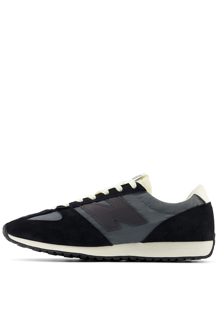 New Balance 471 Classic Lifestyle Shoes