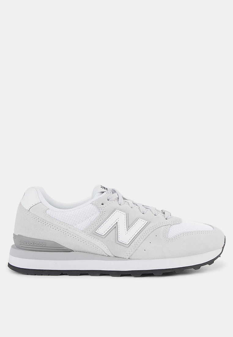 New Balance 996