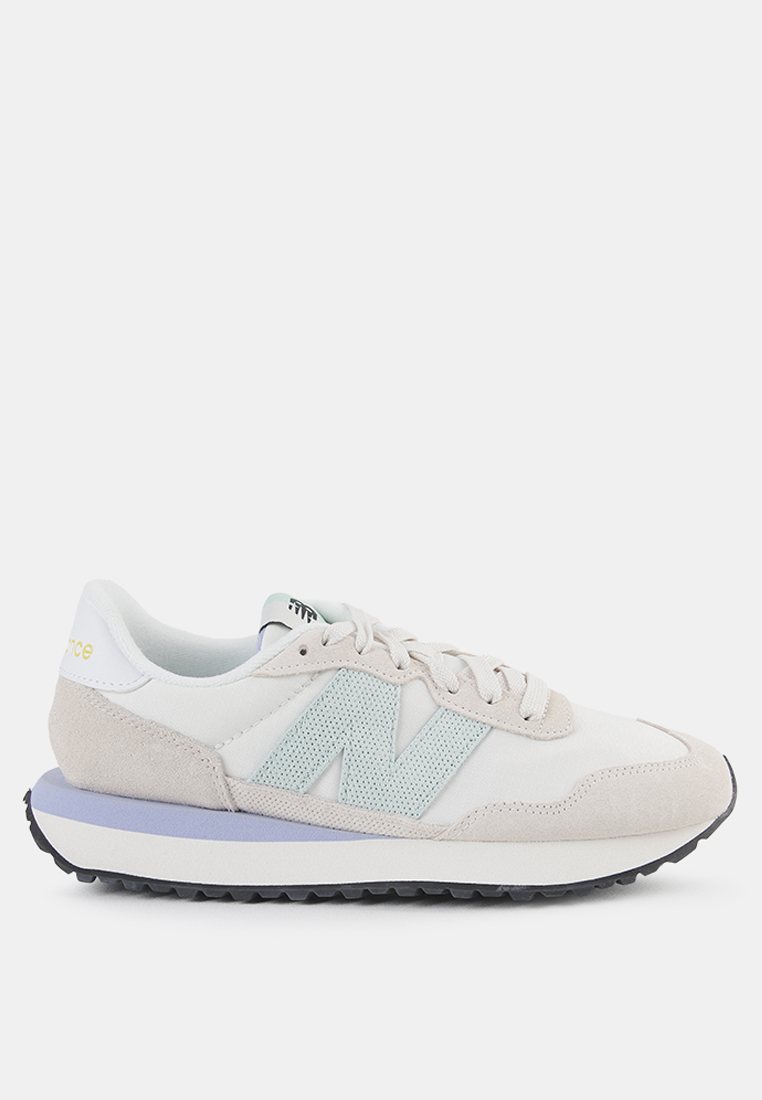 New Balance 237
