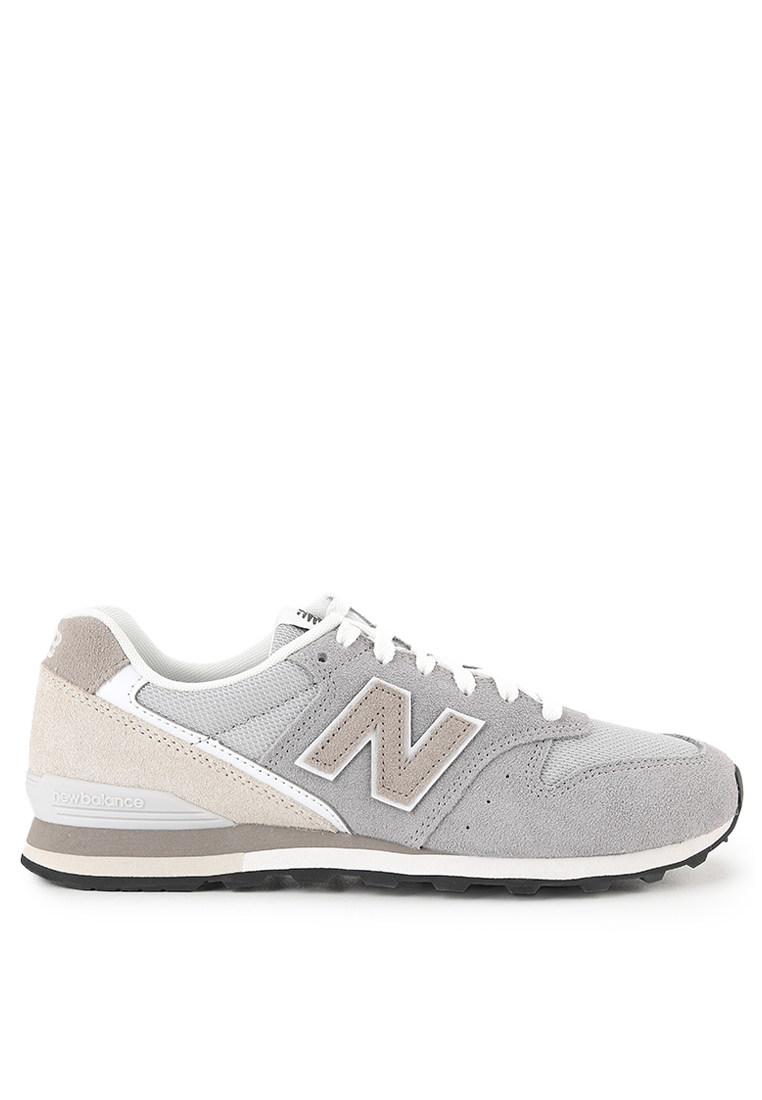 New Balance 996