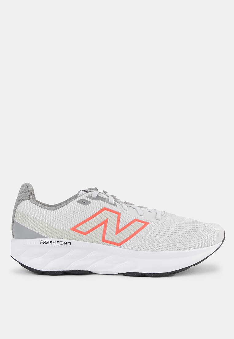 New Balance 520