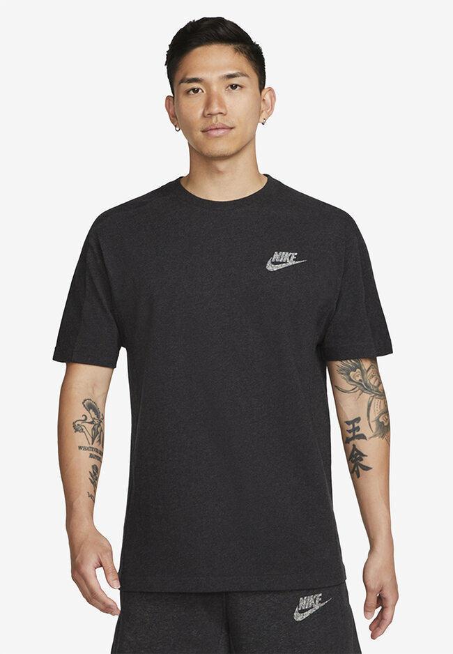 Buy Nike T-Shirts For Men 2022 Online 