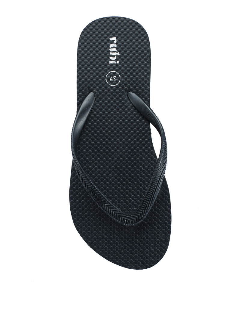 black flip flops size 3